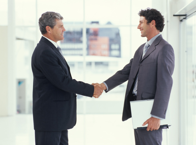sol invictus men-shaking-hands